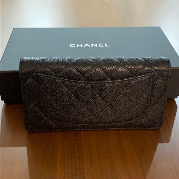 Chanel caviar flap wallet - Picture 2 of 8